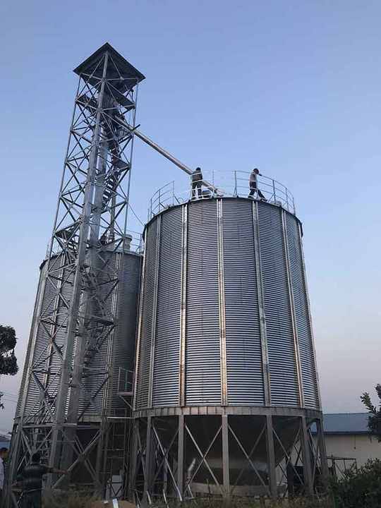 Konik Tabanlı Silo